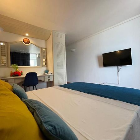 Appartement Vue Mer A 2 Minutes A Pied Des Plages Tartane La Trinite Εξωτερικό φωτογραφία